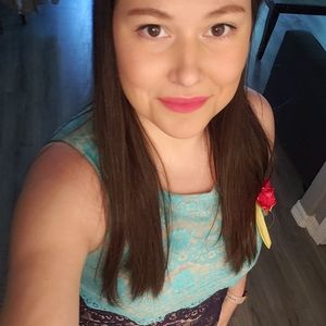 Meet your Posher, Elizabeth